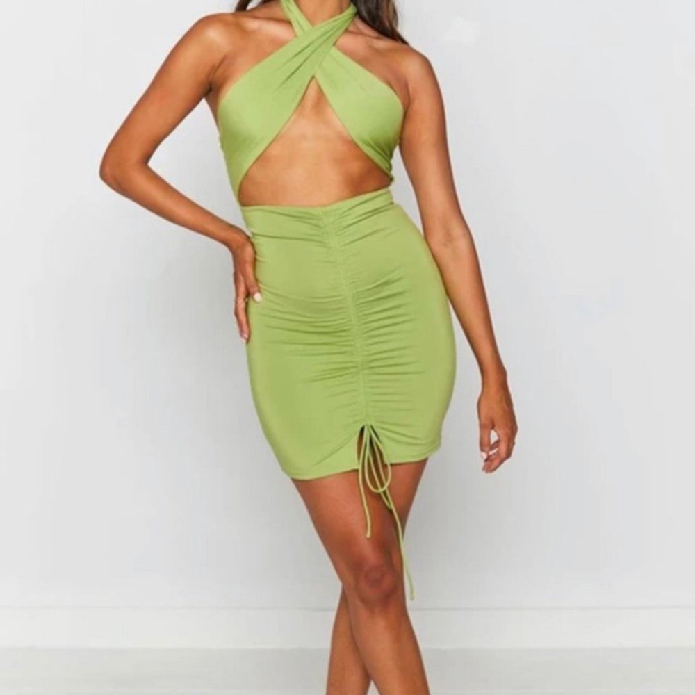 Beginning boutique mia cross green dress